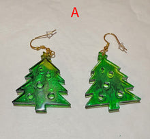 Load image into Gallery viewer, Green Christmas tree-shaped earrings on a white background